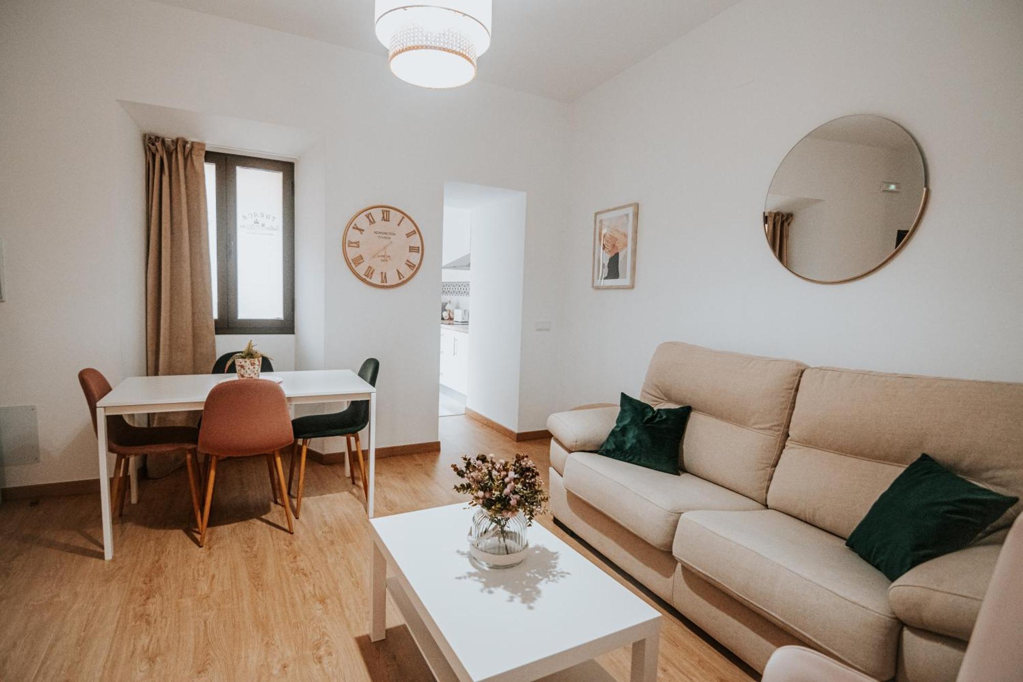 Apartamentos Turaca トルヒーリョ エクステリア 写真